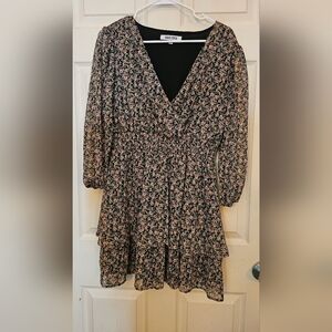 Mimi Chica Black Pink Floral Tiered Mini Dress Gold Metallic